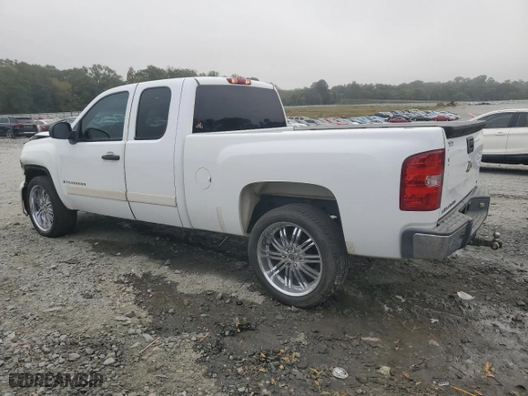 2008 Chevrolet Silverado 1500 LT w/2LT with VIN 2GCEC19J881251329, listed as a Copart auction lot 77889864 with 250,397 mi miles and Salvage Title. Bid and sale history available at carsss.com. Image 2.