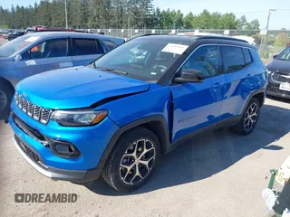 2024 Jeep Compass Limited with VIN 3C4NJDCNXRT125377, listed as a IAAI auction lot 42189901 with 28,822 mi miles and . Bid and sale history available at carsss.com. Image 2.
