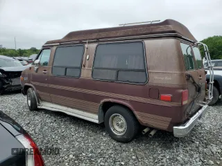 1988 Chevrolet Chevy Van с VIN 1GBEG25K9J7124336, выставлен на аукционе Copart как лот 61481255 с пробегом 613 557 миль миль и Чистый • Clean title. История ставок и продаж доступна на DreamBid. Изображение 2.