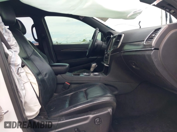 2018 Jeep Grand Cherokee Limited with VIN 1C4RJEBG0JC269112, listed as a IAAI auction lot 42107594 with Not provided miles and . Bid and sale history available at DreamBid. Image 5.