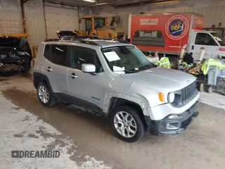 2017 Jeep Renegade Latitude z VIN ZACCJBBBXHPE80039, wystawiony jako IAAI lot #42173937 z przebiegiem 110 528 mil mil oraz . Historia ofert i sprzedaży dostępna na DreamBid. Obrazek 1.