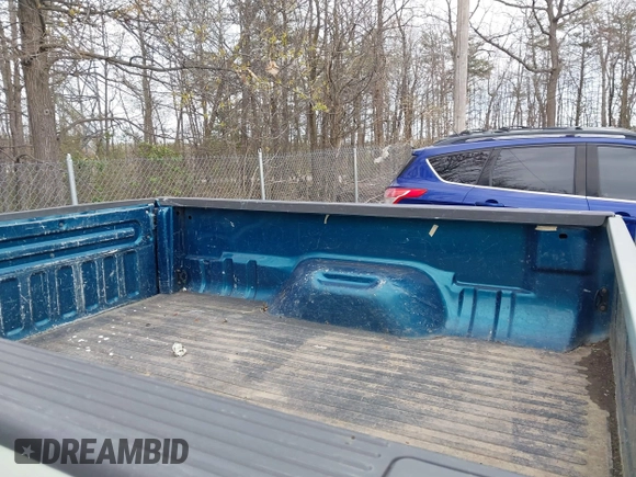 2000 Ford F-250 XL with VIN 1FTNX20F7YED79093, listed as a IAAI auction lot 41972024 with 102,118 mi miles and . Bid and sale history available at DreamBid. Image 8.