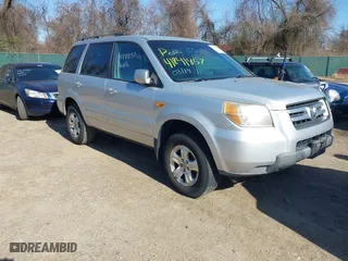 2008 Honda Pilot VP with VIN 5FNYF28208B011970, listed as a IAAI auction lot 41841857 with 174,513 mi miles. Bid and sale history available at carsss.com. Image 1.