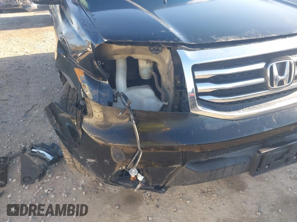 2013 Honda Pilot Touring with VIN 5FNYF4H96DB006582, listed as a IAAI auction lot 41722386 with 220,354 mi miles and . Bid and sale history available at carsss.com. Image 6.