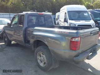 2004 Ford Ranger XL with VIN 1FTYR14U34PA73081, listed as a IAAI auction lot 40298515 with 265,466 mi miles. Bid and sale history available at carsss.com. Image 3.