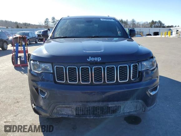 2017 Jeep Grand Cherokee Laredo with VIN 1C4RJFAG9HC609830, listed as a Copart auction lot 47599295 with 136,014 mi miles and Salvage title. Bid and sale history available at DreamBid. Image 5.
