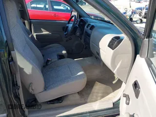 2004 Chevrolet Colorado Z85 z VIN 1GCCS198148182787, wystawiony jako IAAI lot #42483702 z przebiegiem 104 715 mil mil oraz . Historia ofert i sprzedaży dostępna na DreamBid. Obrazek 5.