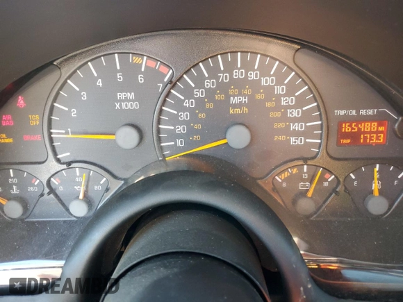 2001 Pontiac Firebird Formula with VIN 2G2FV22GX12107045, listed as a Copart auction lot 88646235 with 165,488 mi miles and Salvage title. Bid and sale history available at DreamBid. Image 9.