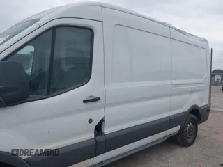 2016 Ford Transit z VIN 1FTBW2CG7GKA00930, wystawiony jako IAAI lot #42708963 z przebiegiem 232 205 mil mil oraz . Historia ofert i sprzedaży dostępna na DreamBid. Obrazek 15.