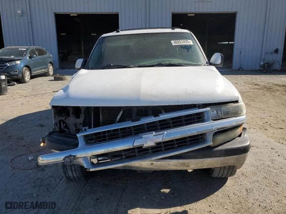 2004 Chevrolet Tahoe LT with VIN 1GNEC13Z34R168575, listed as a Copart auction lot 48863435 with 246,042 mi miles and Salvage Title. Bid and sale history available at carsss.com. Image 5.