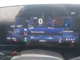 2024 Chevrolet Blazer EV eAWD LT z VIN 3GNKDBRJ0RS218750, wystawiony jako IAAI lot #41735858 z przebiegiem 2835 mil mil oraz . Historia ofert i sprzedaży dostępna na DreamBid. Obrazek 19.