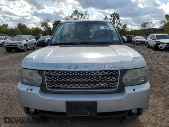 2010 Land Rover Range Rover HSE z VIN SALME1D4XAA318847, wystawiony jako Copart lot #84735474 z przebiegiem 184 777 mil mil oraz Szkoda całkowita • Salvage title. Historia ofert i sprzedaży dostępna na DreamBid. Obrazek 5.