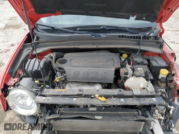 2017 Jeep Renegade Latitude z VIN ZACCJABB7HPG22860, wystawiony jako Copart lot #51043855 z przebiegiem 107 941 mil mil oraz Szkoda całkowita • Salvage title. Historia ofert i sprzedaży dostępna na DreamBid. Obrazek 12.