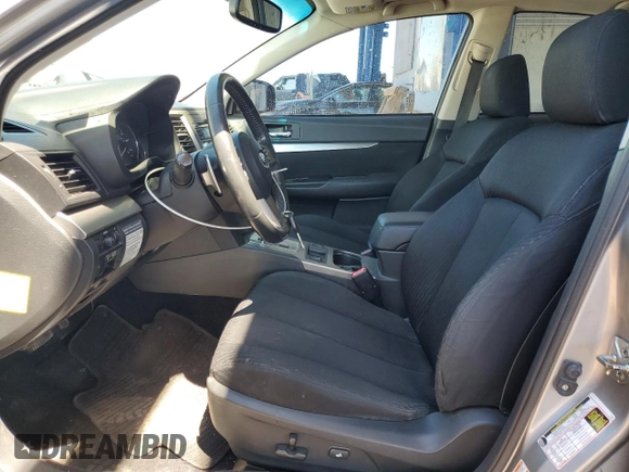2010 Subaru Legacy Premium All-Weather Anniversary z VIN 4S3BMBG63A3241621, wystawiony jako Copart lot #56674015 z przebiegiem 146 312 mil mil oraz Szkoda całkowita • Salvage title. Historia ofert i sprzedaży dostępna na DreamBid. Obrazek 7.