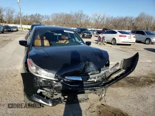 2017 Honda Accord Sedan Sport with VIN 1HGCR2F58HA302502, listed as a Copart auction lot 48702245 with 79,994 mi miles and Salvage Title. Bid and sale history available at carsss.com. Image 10.