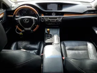 2015 Lexus ES 300h with VIN JTHBW1GG8F2093622, listed as a Copart auction lot 53394155 with 161,149 mi miles and Salvage title. Bid and sale history available at DreamBid. Image 8.