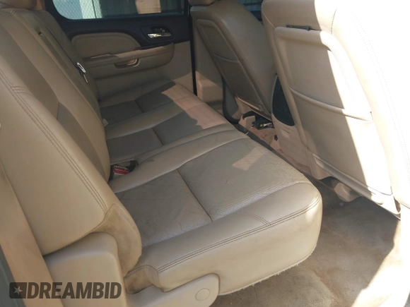 2010 GMC Sierra 1500 Denali z VIN 3GTRKXE26AG222270, wystawiony jako IAAI lot #41974112 z przebiegiem 166 366 mil mil oraz . Historia ofert i sprzedaży dostępna na DreamBid. Obrazek 8.