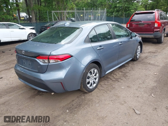 2021 Toyota Corolla LE with VIN 5YFEPMAE3MP209960, listed as a IAAI auction lot 42233229 with 55,288 mi miles and . Bid and sale history available at DreamBid. Image 4.