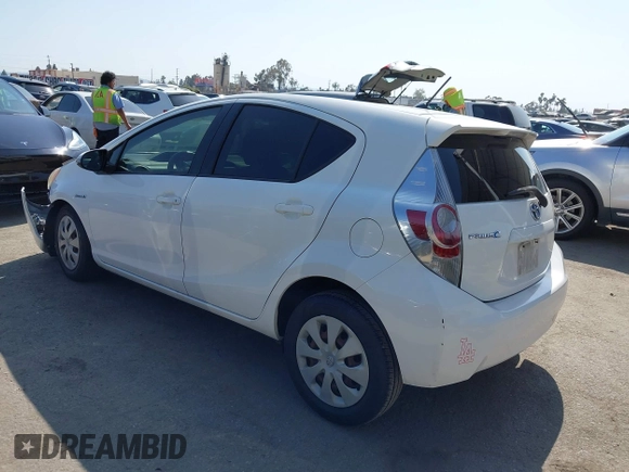 2013 Toyota Prius One with VIN JTDKDTB31D1032302, listed as a IAAI auction lot 42100473 with 155,632 mi miles. Bid and sale history available at carsss.com. Image 3.