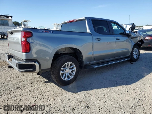 2024 Chevrolet Silverado 1500 LT with VIN 1GCPDKEK3RZ404198, listed as a Copart auction lot 43925415 with 5,056 mi miles and Salvage Title. Bid and sale history available at carsss.com. Image 3.