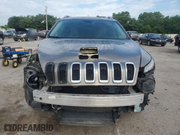 2016 Jeep Cherokee Limited z VIN 1C4PJLDS5GW234151, wystawiony jako Copart lot #59774905 z przebiegiem 141 298 mil mil oraz Szkoda całkowita • Salvage title. Historia ofert i sprzedaży dostępna na DreamBid. Obrazek 5.