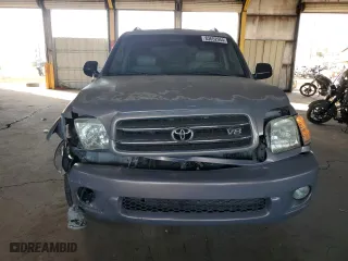 2001 Toyota Sequoia Limited with VIN 5TDBT48A61S050176, listed as a Copart auction lot 83652954 with 205,023 mi miles and Salvage Title. Bid and sale history available at carsss.com. Image 5.