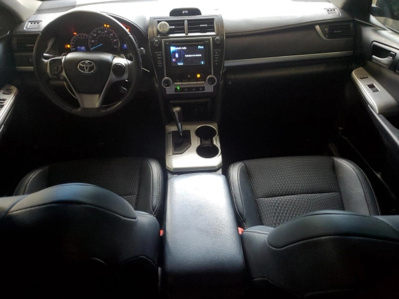 2014 Toyota Camry L with VIN 4T1BF1FK8EU323889, listed as a Copart auction lot 51933465 with 142,903 mi miles and Salvage Title. Bid and sale history available at DreamBid. Image 8.