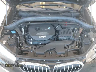2018 BMW X1 xDrive28i z VIN WBXHT3C35J5L25056, wystawiony jako IAAI lot #42185474 z przebiegiem 62 631 mil mil oraz . Historia ofert i sprzedaży dostępna na DreamBid. Obrazek 10.