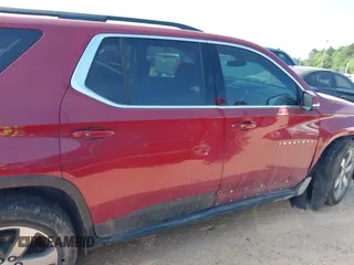 2020 Chevrolet Traverse LT z VIN 1GNERHKW4LJ137167, wystawiony jako IAAI lot #42144005 z przebiegiem 45 053 mil mil oraz . Historia ofert i sprzedaży dostępna na DreamBid. Obrazek 13.