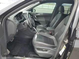 2020 Volkswagen Tiguan SE with VIN 3VV2B7AX8LM114368, listed as a Copart auction lot 50949875 with 69,046 mi miles and Salvage Title. Bid and sale history available at carsss.com. Image 7.