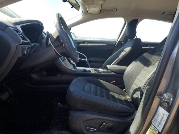 2013 Ford Fusion SE with VIN 3FA6P0H71DR199210, listed as a Copart auction lot 56386135 with 215,901 mi miles and Non repairable. Bid and sale history available at DreamBid. Image 7.