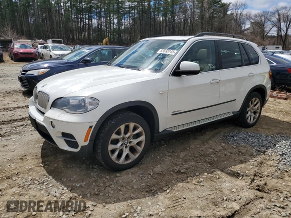 2013 BMW X5 xDrive35i with VIN 5UXZV4C52D0B10448, listed as a Copart auction lot 53533145 with 214,905 mi miles and Clean Title. Bid and sale history available at carsss.com. Image 1.