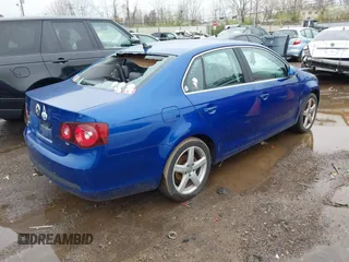 2008 Volkswagen Jetta SE с VIN 3VWRM71K18M043384, выставлен на аукционе IAAI как лот 41915731 с пробегом 137 718 миль миль и . История ставок и продаж доступна на DreamBid. Изображение 4.