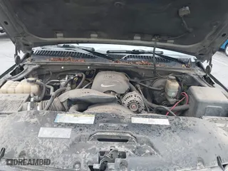 2001 Chevrolet Silverado 1500 LT with VIN 2GCEC19T811330085, listed as a IAAI auction lot 41743350 with 218,533 mi miles. Bid and sale history available at carsss.com. Image 10.