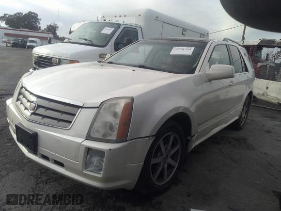 2004 Cadillac SRX with VIN 1GYEE63A040146994, listed as a IAAI auction lot 35501334 with 206,073 mi miles. Bid and sale history available at carsss.com. Image 2.