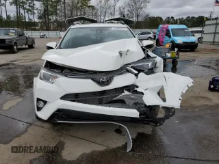 2018 Toyota RAV4 XLE with VIN JTMWFREV3JJ737450, listed as a Copart auction lot 50206255 with 7,805 mi miles and Salvage Title. Bid and sale history available at DreamBid. Image 12.