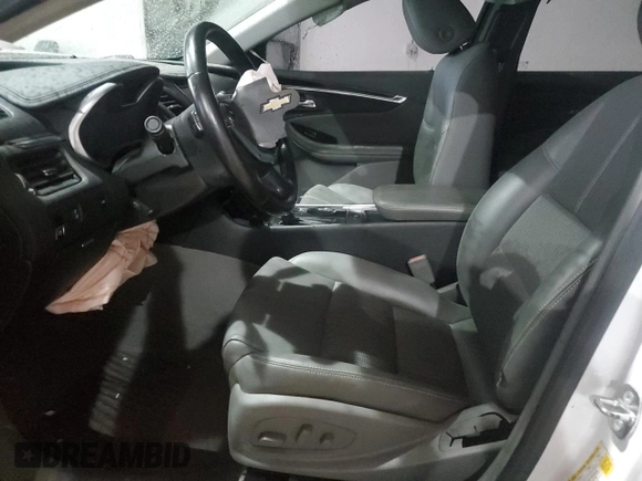 2018 Chevrolet Impala LT z VIN 2G1105S33J9116169, wystawiony jako Copart lot #50909435 z przebiegiem 106 039 mil mil oraz Szkoda całkowita • Salvage title. Historia ofert i sprzedaży dostępna na DreamBid. Obrazek 7.