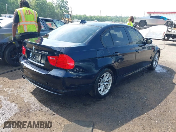 2010 BMW 3 Series 328i xDrive with VIN WBAPK5C51AA652244, listed as a IAAI auction lot 42262180 with 166,218 mi miles and . Bid and sale history available at DreamBid. Image 4.
