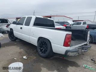 2006 Chevrolet Silverado 1500 LT1 with VIN 2GCEC19T361145854, listed as a IAAI auction lot 41580774 with 281,958 mi miles. Bid and sale history available at carsss.com. Image 3.