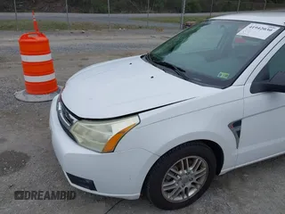 2008 Ford Focus SE with VIN 1FAHP35N08W122604, listed as a IAAI auction lot 41942030 with 89,034 mi miles. Bid and sale history available at carsss.com. Image 17.