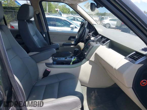 2006 Land Rover Range Rover Sport HSE with VIN SALSF25456A936061, listed as a IAAI auction lot 42275209 with 293,702 mi miles and . Bid and sale history available at DreamBid. Image 5.