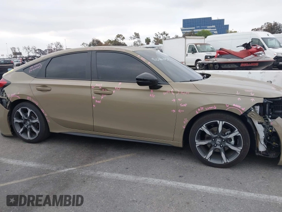 2025 Honda Civic Sport Touring z VIN 19XFL4H98SE001953, wystawiony jako IAAI lot #42024904 z przebiegiem 4 868 mil mil oraz . Historia ofert i sprzedaży dostępna na DreamBid. Obrazek 14.