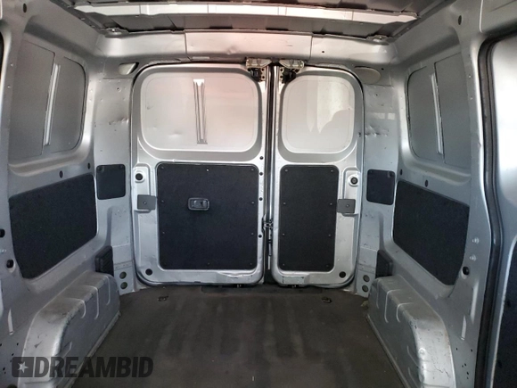 2013 Nissan NV200 SV with VIN 3N6CM0KN8DK690795, listed as a Copart auction lot 41579545 with 154,047 mi miles and Clean title. Bid and sale history available at DreamBid. Image 10.