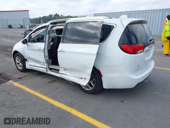 2018 Chrysler Pacifica Limited z VIN 2C4RC1GG5JR330263, wystawiony jako IAAI lot #41953935 z przebiegiem 92 038 mil mil oraz . Historia ofert i sprzedaży dostępna na DreamBid. Obrazek 3.