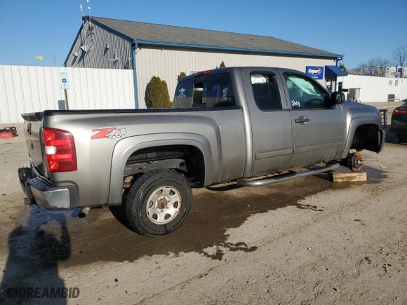 2013 Chevrolet Silverado 1500 LT with VIN 1GCRKSE73DZ267685, listed as a Copart auction lot 47274865 with 160,034 mi miles and Non Repairable. Bid and sale history available at carsss.com. Image 3.