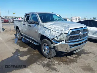 2014 Ram 2500 Tradesman z VIN 3C6UR5CL6EG224457, wystawiony jako IAAI lot #42333288 z przebiegiem 77 359 mil mil oraz . Historia ofert i sprzedaży dostępna na DreamBid. Obrazek 1.