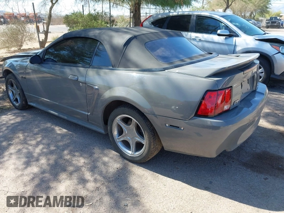 1999 Ford Mustang GT z VIN 1FAFP45X4XF117368, wystawiony jako IAAI lot #42714841 z przebiegiem 135 368 mil mil oraz . Historia ofert i sprzedaży dostępna na DreamBid. Obrazek 3.