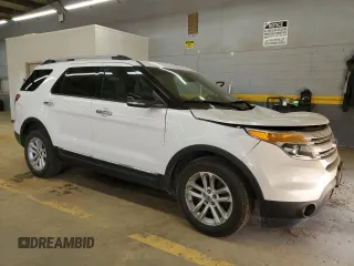2011 Ford Explorer XLT with VIN 1FMHK8D85BGA68070, listed as a Copart auction lot 49883715 with 141,654 mi miles and Salvage Title. Bid and sale history available at carsss.com. Image 4.