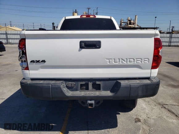 2014 Toyota Tundra SR z VIN 5TFUM5F10EX056473, wystawiony jako Copart lot #56758265 z przebiegiem 129 656 mil mil oraz Szkoda całkowita • Salvage title. Historia ofert i sprzedaży dostępna na DreamBid. Obrazek 6.
