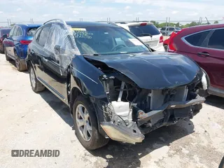 2011 Nissan Rogue SV z VIN JN8AS5MT2BW569131, wystawiony jako IAAI lot #42289326 z przebiegiem 103 160 mil mil oraz . Historia ofert i sprzedaży dostępna na DreamBid. Obrazek 1.